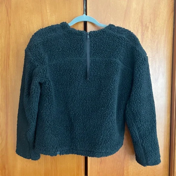 Lululemon black sherpa pullover sweater NWOT - Picture 2 of 5